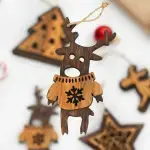 Olive Wood Christmas Ornaments: 2 Deer, Tree & Star - Image 12